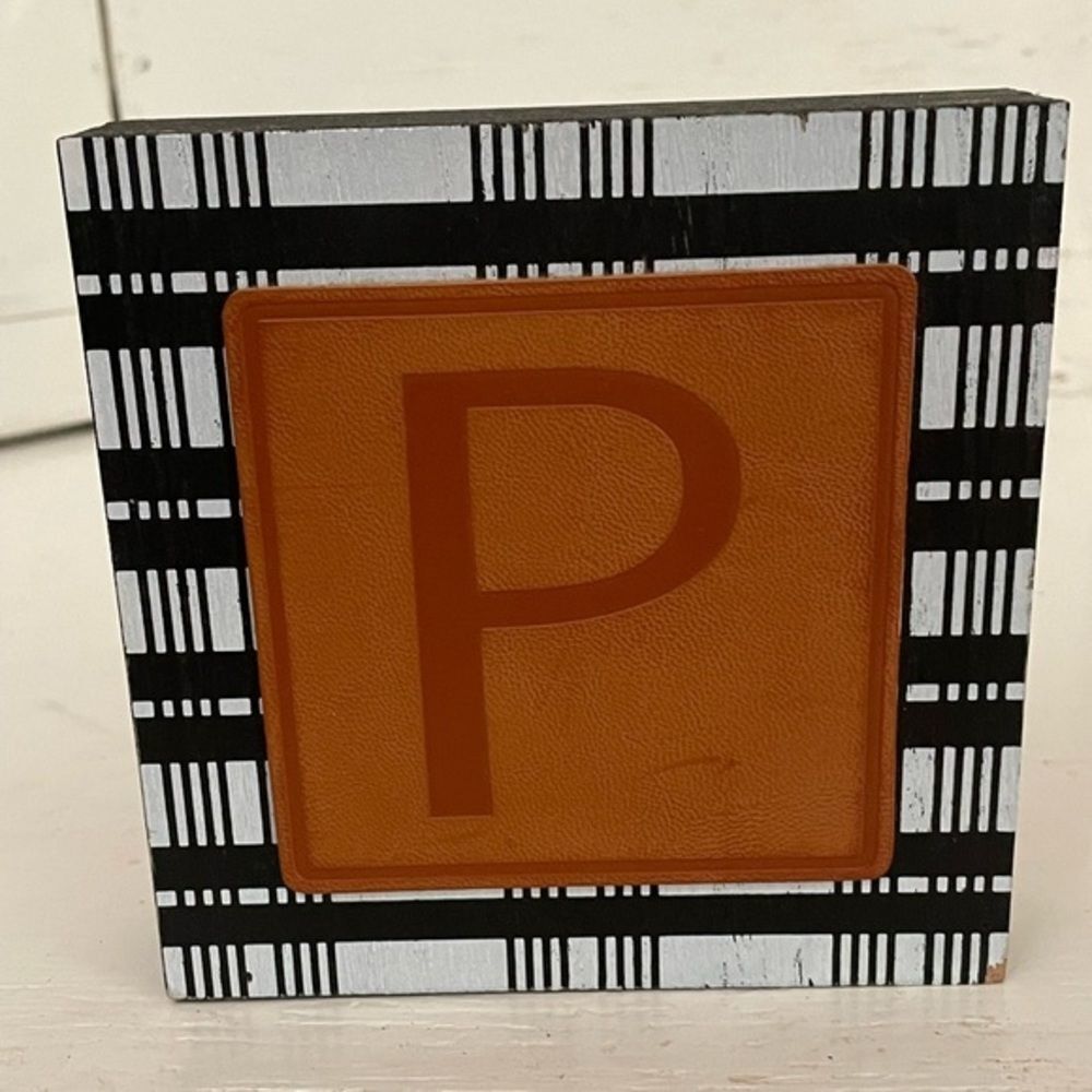 NWT Hobby Lobby 4.88” x 1.26” x 4.88” MDF black/white border leather letter “P”